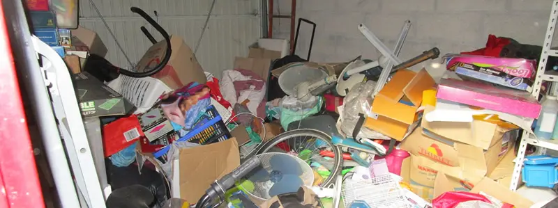 Débarras de meubles et évacuation de déchets d’un logement encombré